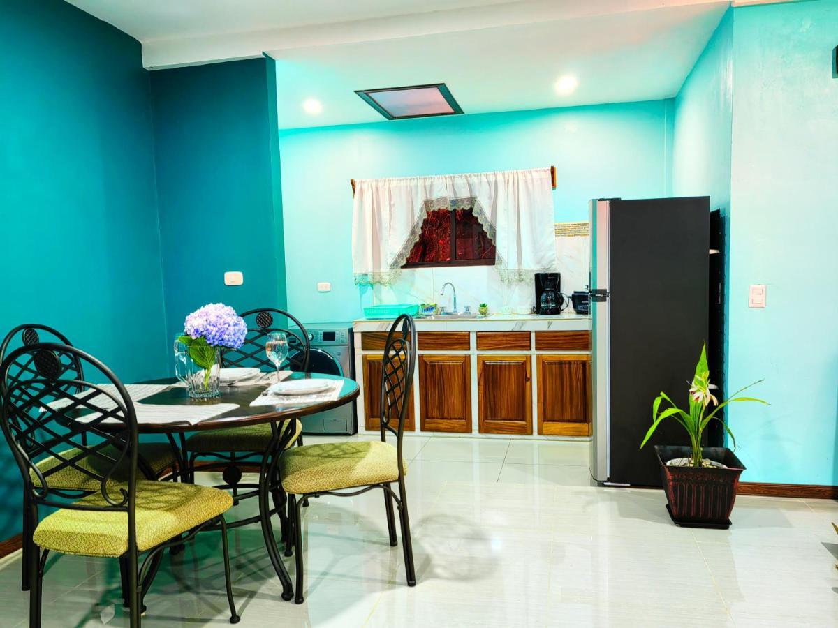 Monteverde House المظهر الخارجي الصورة